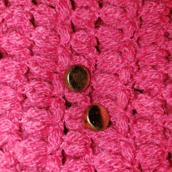 standard circle gold studs 🔅 - Picture 1 of 1